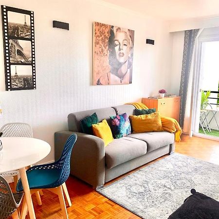 Little Champs-Elysees Apartment Дранси Екстериор снимка