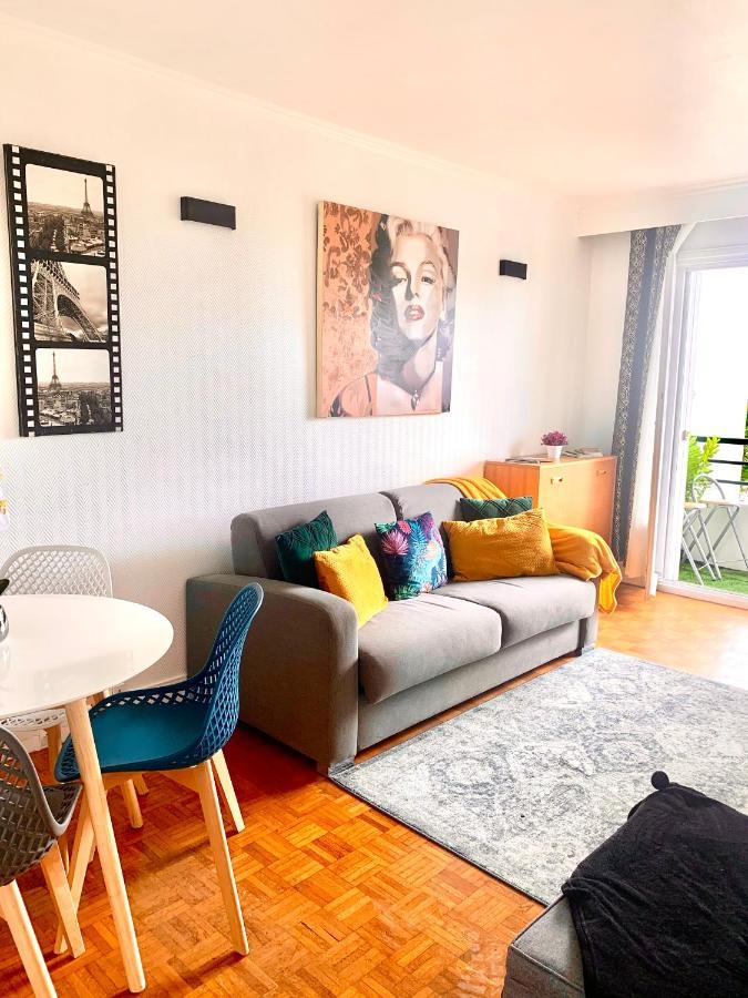 Little Champs-Elysees Apartment Дранси Екстериор снимка