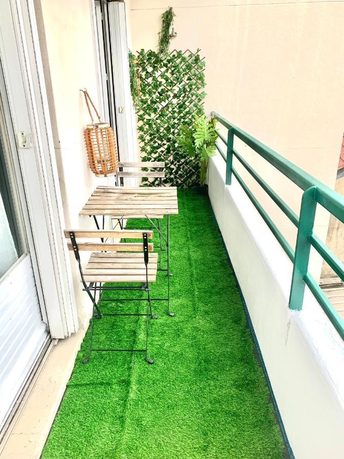Little Champs-Elysees Apartment Дранси Екстериор снимка